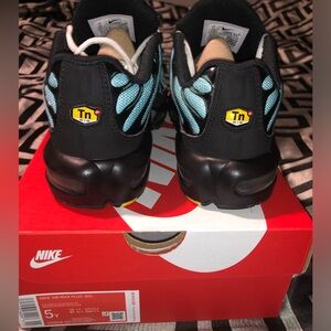 Boy 5Y Aqua/Black Nike Air Max Plus GS